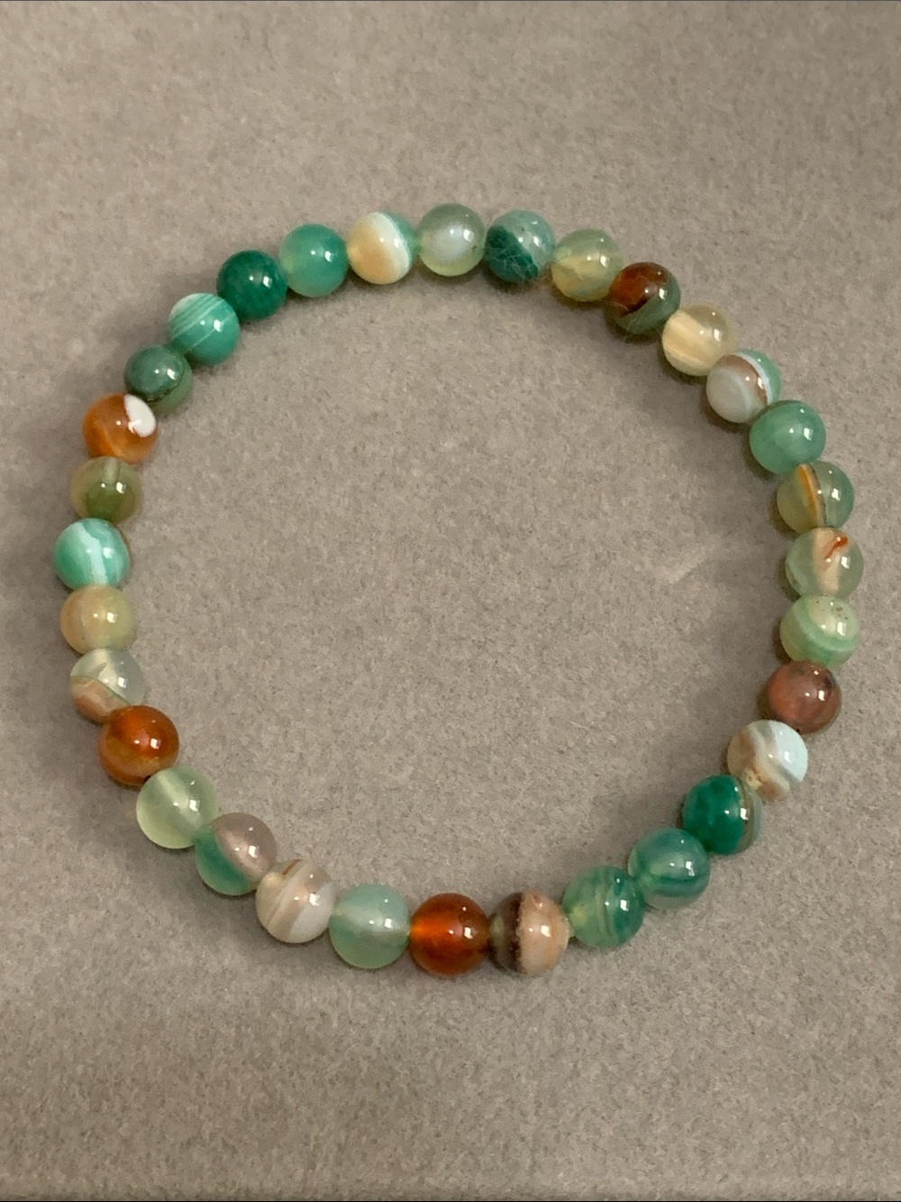 NWT Handmade striped agate bead stretch bracelet